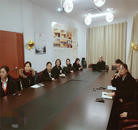自尊龙官方集团2017总结表彰大会暨2018年迎春晚会上，尊龙官方集团董事长？莆吧钊氩隽思2017年工作总结和2018年发展规划（以下简称”规划“）以来，尊龙官方集团上下积极响应，从集团总部到各分子公司掀起了学习“规划”热潮。在积极开展学习研讨会的同时，许多员工更是自觉自发地结合本部门、本岗位工作，写了学习心得和体会。 